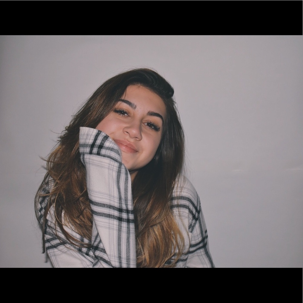 Meet your Posher, Emily